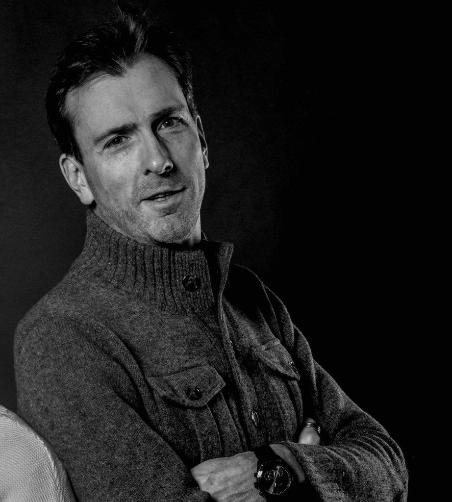 Steven Martin persfoto half groot hires zwart wit LudoV