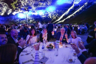 Découvrez la salle de banquets la plus originale de Belgique … à 110 mètres sous terre.