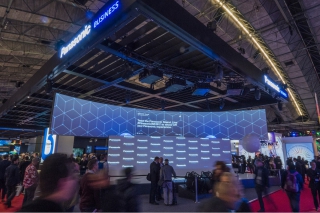 Panasonic creëert een holografische 'showstopper' op ISE 2018