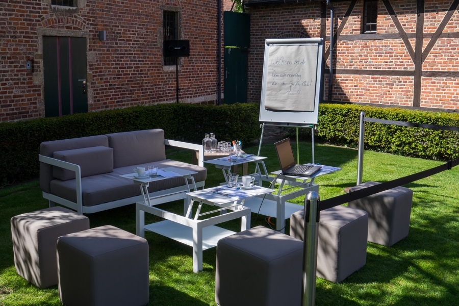 Des réunions inspiratrices sur une terrasse historique à Louvain