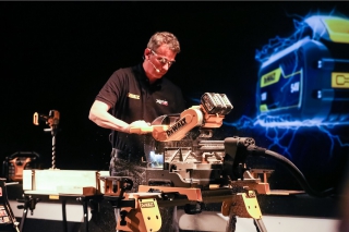 Finale Events werkt 3D-spektakel uit voor DeWalt