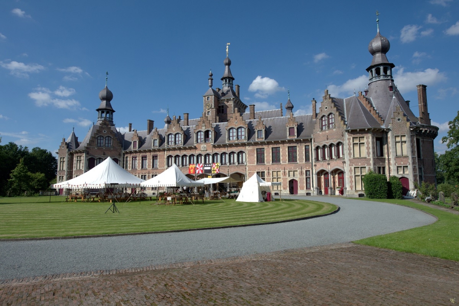 Historische decors en rekwisieten binnen handbereik
