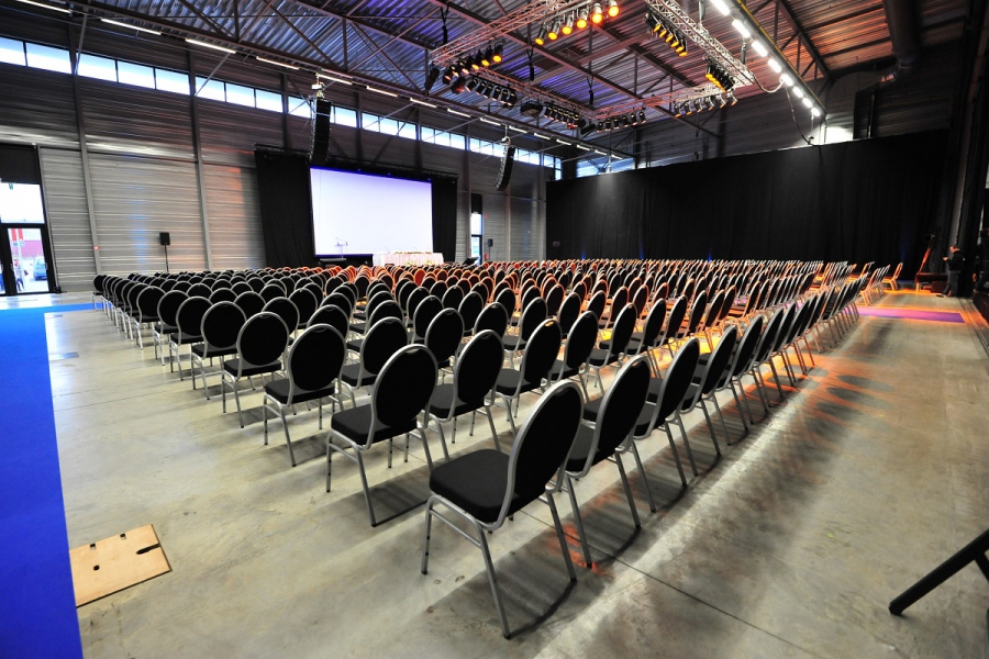 U organiseert evenementen en vindt gebruiksvriendelijkheid en flexibiliteit belangrijk? Kies dan voor Louvexpo!