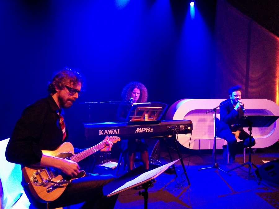 Tout nouveau chez ATOMIK artists: Coffee &amp; Gin