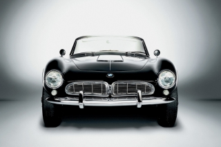 Venez fêter les 100 ans de BMW à Autoworld !