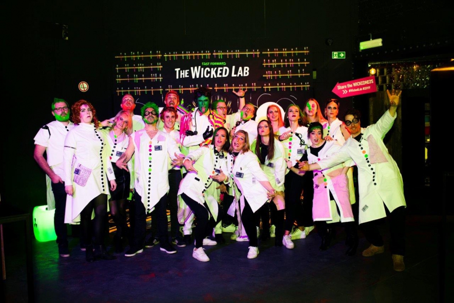 Fast Forward viert 15de verjaardag met The Wicked Lab