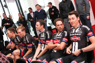 L’équipe cycliste Giant-Alpecin invite la presse internationale à l’EXIT5 de Renson
