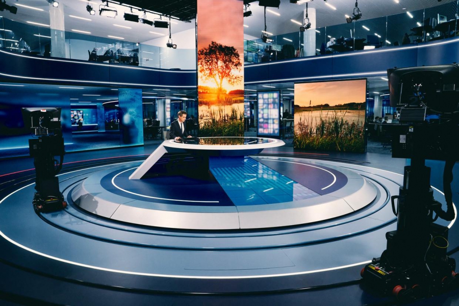 Gloednieuwe VTM NIEUWS studio in Antwerpen
