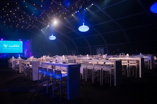 100 jaar Wijckmans in imposante feestaccommodatie van Veldeman