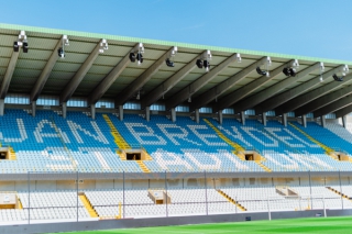 146 enceintes Funktion-One au stade Jan Breydel