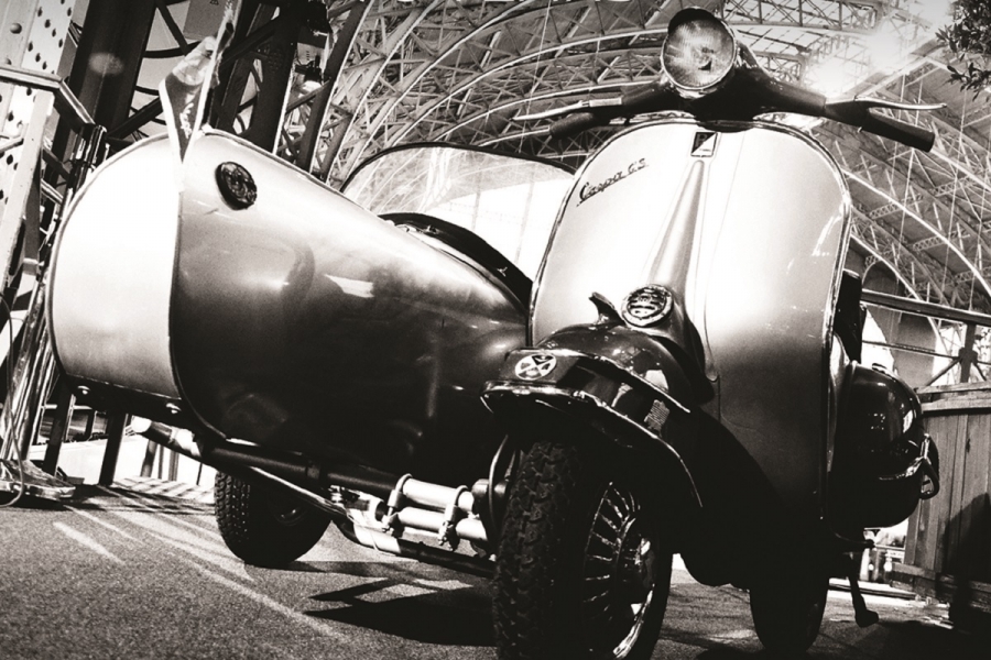 Expo "Vespa 70 Years " @ Autoworld Brussels - du 26 mars au 10 avril 2016