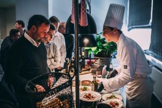 J&amp;M Catering wordt onderdeel van Compass Group