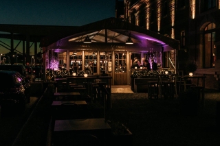 Découvrez le chaleureux chalet d’hiver de l’hôtel Van der Valk à Malines