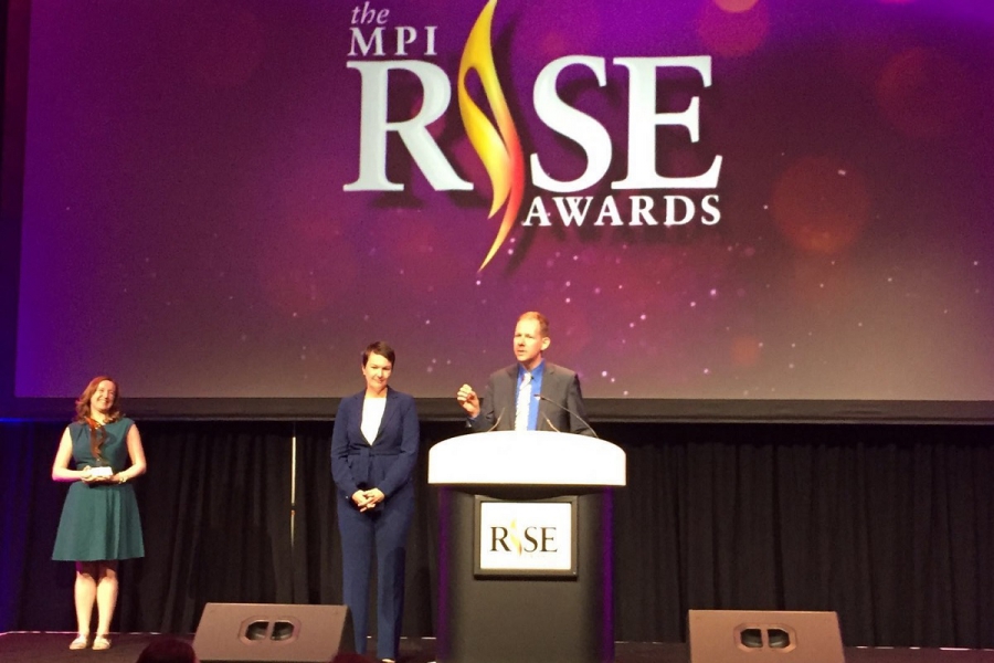 Pieter Allaerts ontvangt de 2016 Global MPI RISE Award for Marketplace Excellence