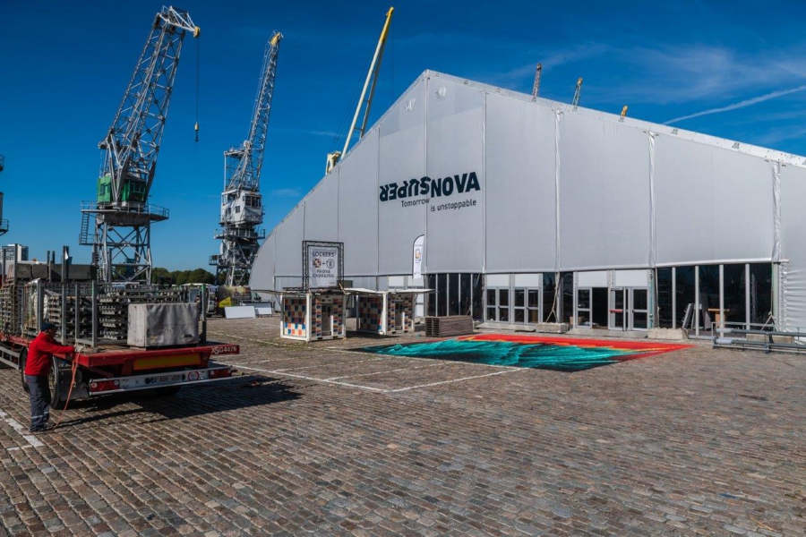 7.500 m² de chapiteaux Veldeman pour la première édition du festival des technologies SuperNova