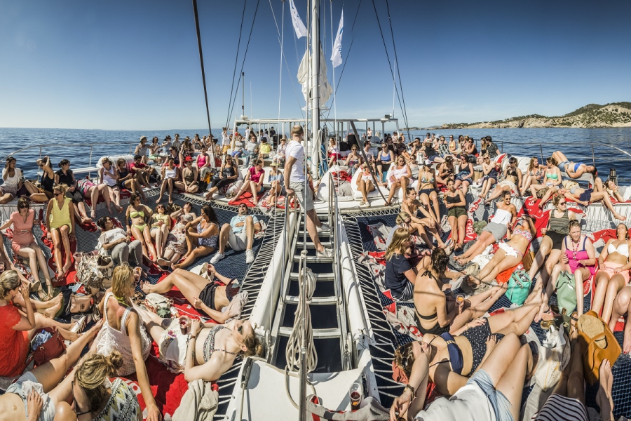 Zon, zee & workshops? Met JADA events naar Ibiza!