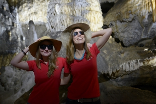 Le Domaine des Grottes de Han recrute !