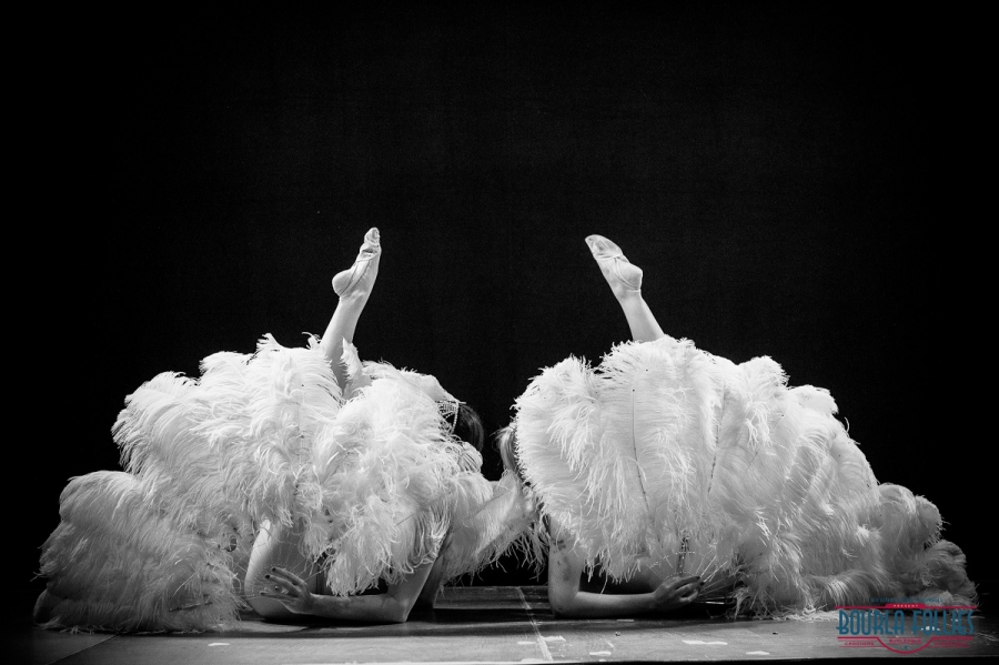 Bourla Follies: un divertissement piquant dans une ambiance burlesque
