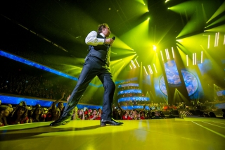 Open doekjes voor visuals bij Symphonica in Rosso