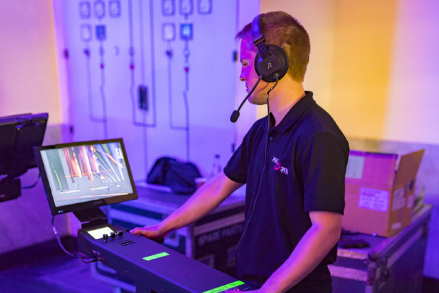 Quoi de mieux que d’aider à organiser les Emmy Awards? En gagner un!